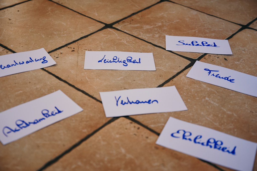 Coaching, Kindertraining, Verenea Strobl, Pferdegestützes Coaching, Strukturaufstellung, Aufstellung,